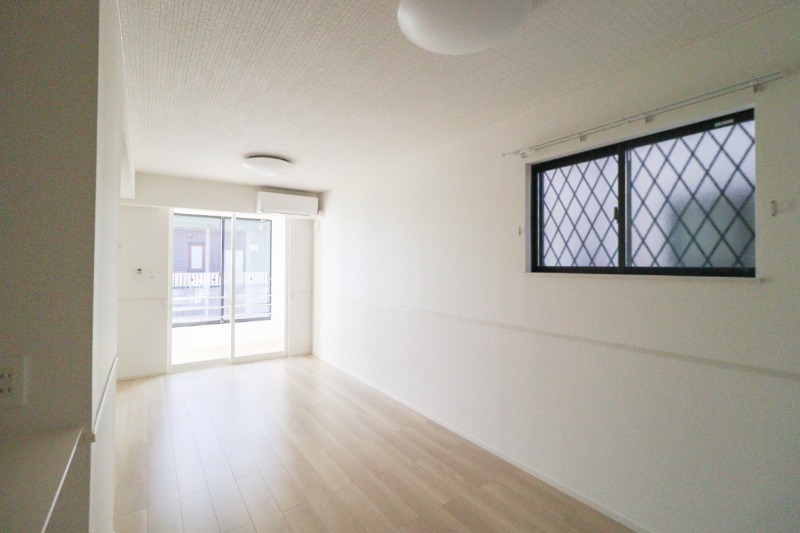 居室・リビング　図面と現状に相違がある場合には現状を優先