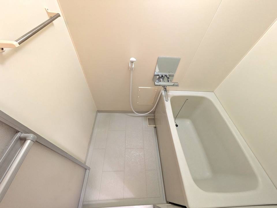 バス・シャワールーム　浴室