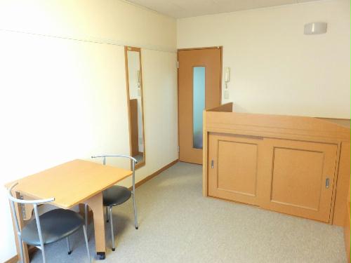 その他部屋・スペース　収納つきベット