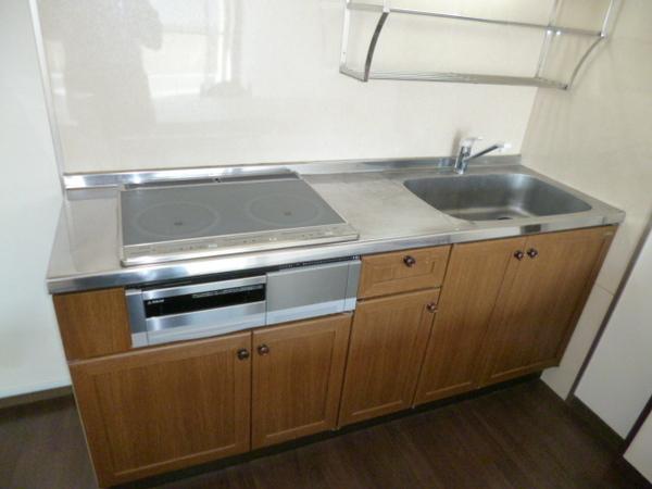 キッチン　システムキッチンIH2口