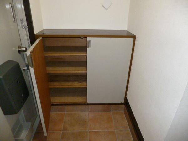 玄関　シューズボックス