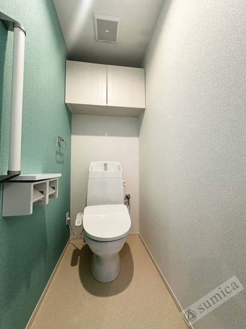 トイレ　温水洗浄暖房便座