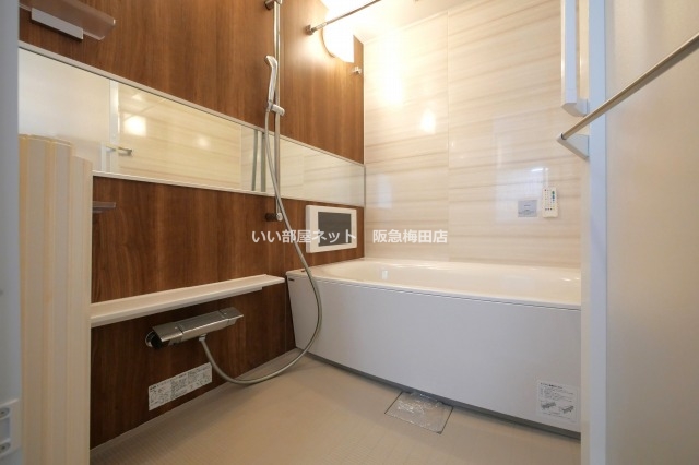 バス・シャワールーム　同シリーズ別部屋仕様写真イメージとなります。