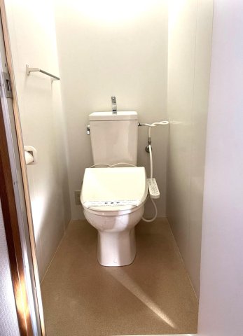 トイレ　清潔感◎バストイレ別で快適生活