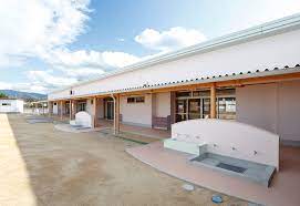 幼稚園・保育園　山本幼稚園（幼稚園・保育園）まで981m