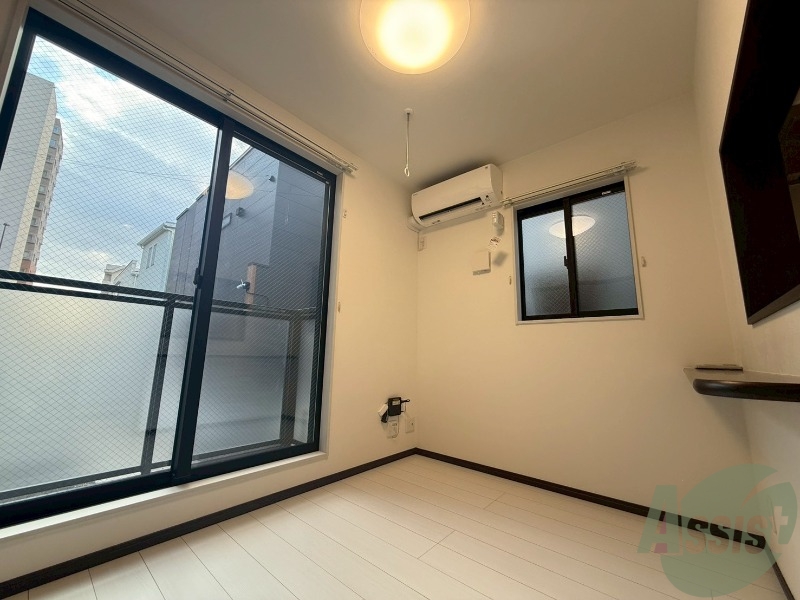 居室・リビング　リビングは６．５帖です。コンパクトサイズですね。