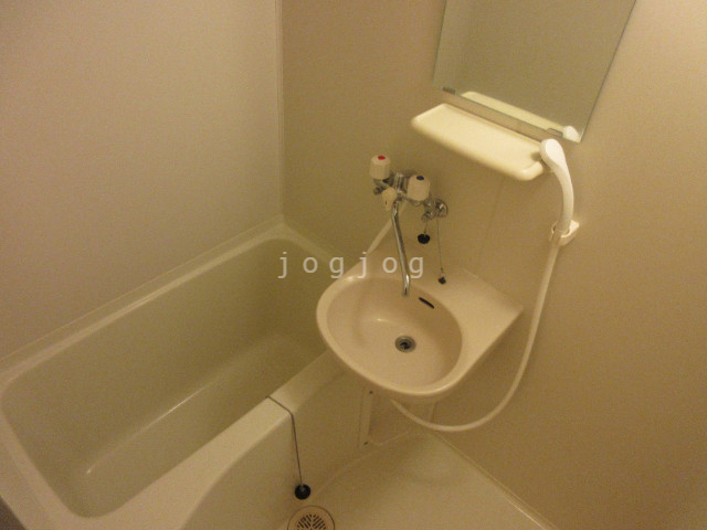 バス・シャワールーム　バス