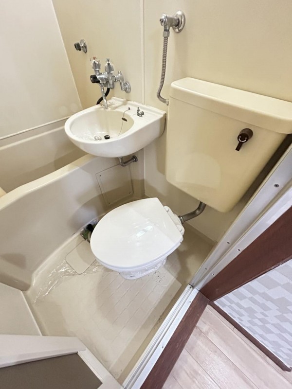 トイレ　トイレ