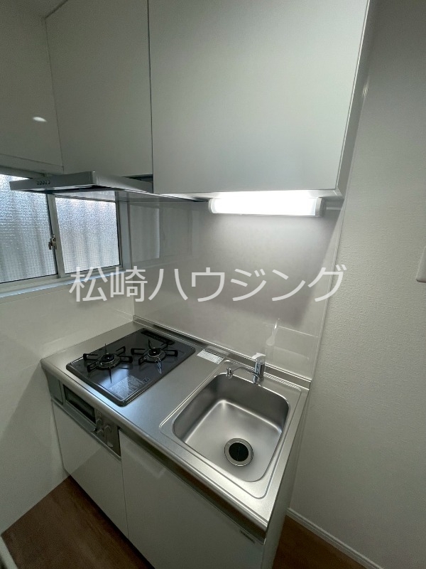 ホワイトヴィラのキッチン写真