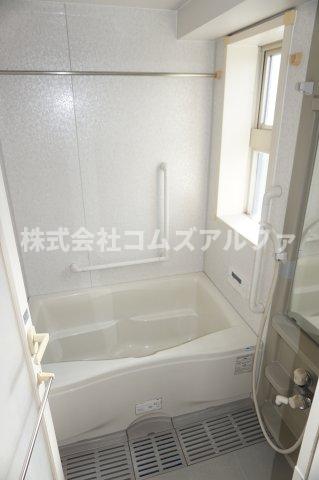 バス・シャワールーム　クラージュKAMAKURAYA　浴室