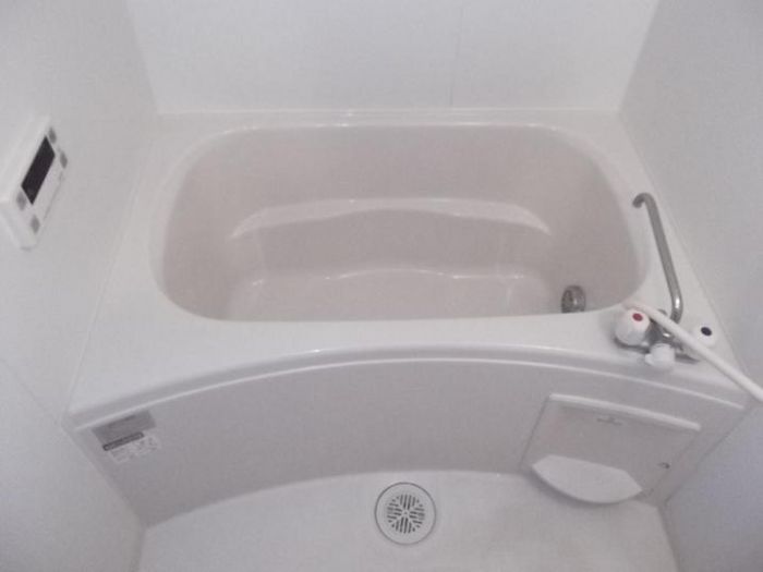 バス・シャワールーム　※同マンション別室の参考写真です