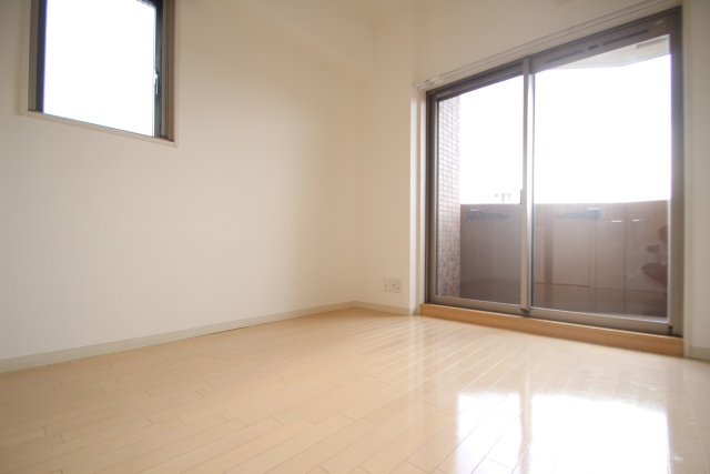 居室・リビング　※別室の参考写真の為、現況優先です。