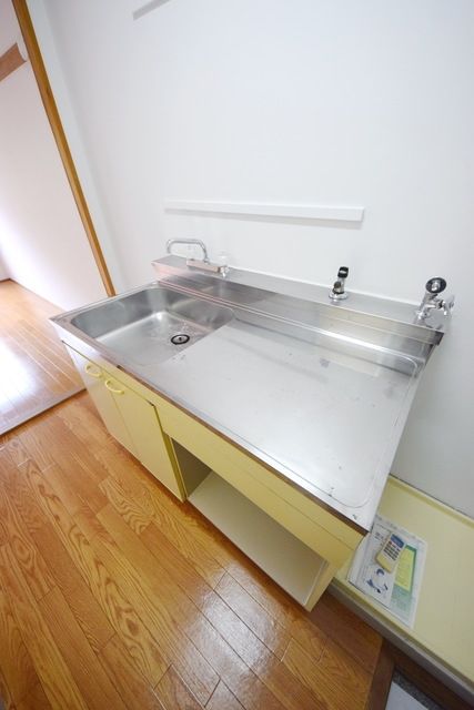 キッチン　★お部屋探しは株式会社タウンハウジング東京まで★