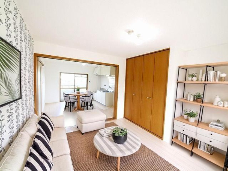 居室・リビング　CGで家具等を配置したもので家具等は含まれません