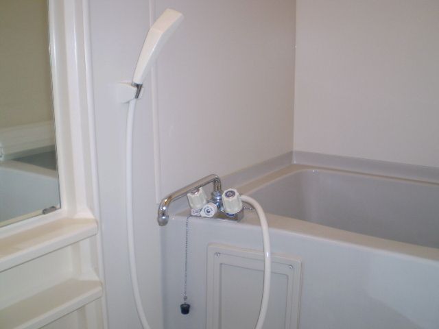 バス・シャワールーム　☆疲れも汚れもココでサッパリ！☆