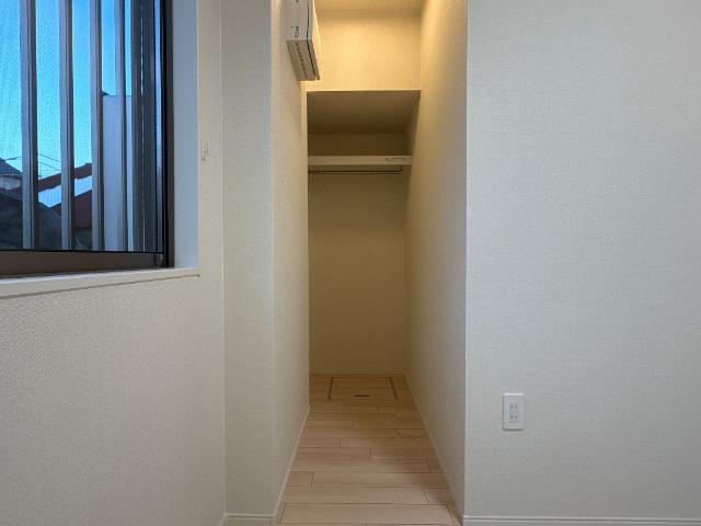 収納　廊下