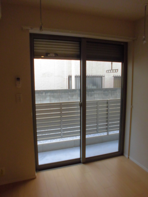 眺望　防犯シャッター付き