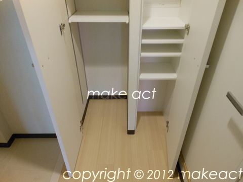 収納　■室内参考写真