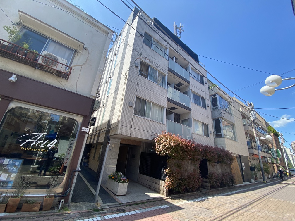 建物外観　■外観