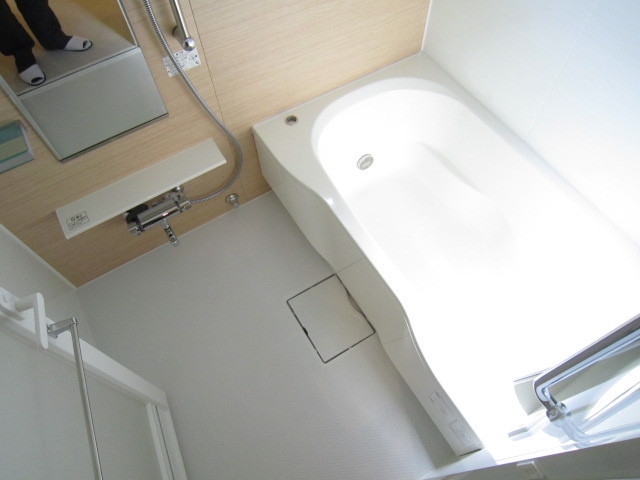 バス・シャワールーム　※別部屋の参考写真です。