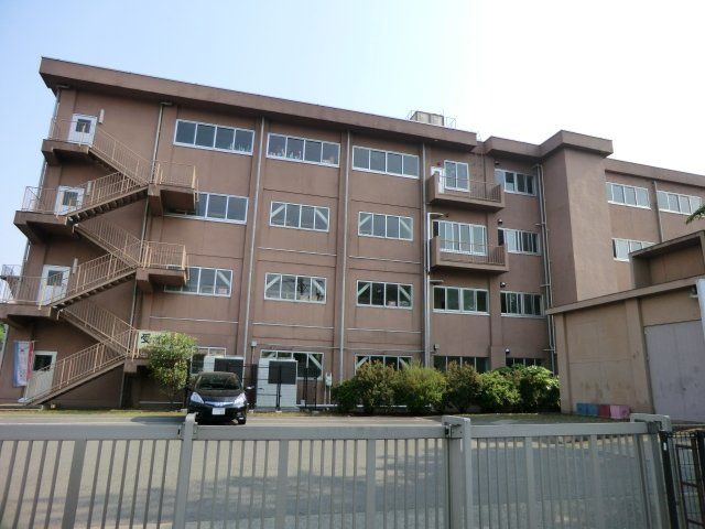 小学校　八王子市立大和田小学校（小学校）まで458m