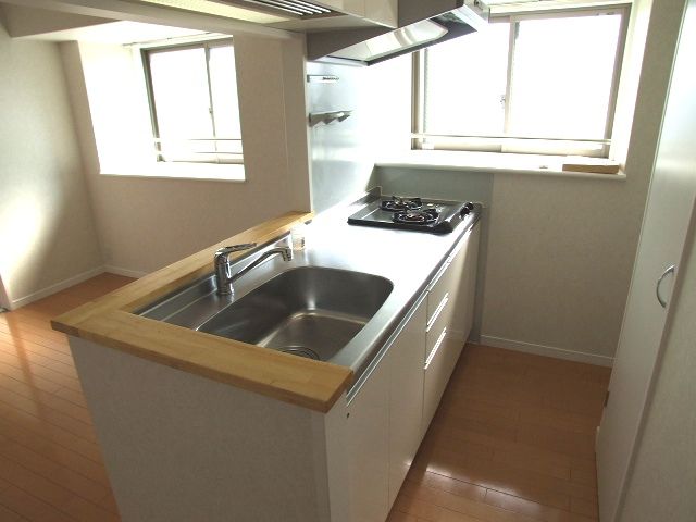 キッチン　キッチンです。※同物件参考写真です。