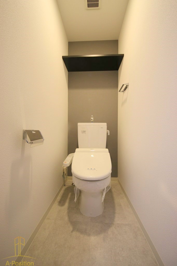 トイレ　レジュールアッシュ上町台