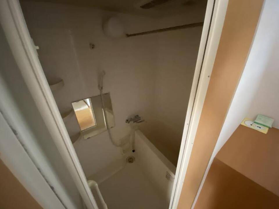 バス・シャワールーム　浴室