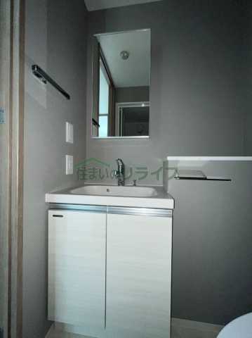 洗面設備　※参考写真です。反転タイプのお部屋になります。