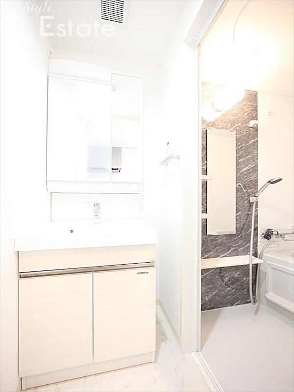 洗面設備　洗面所