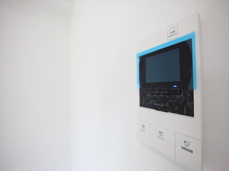 セキュリティ　モニター付きインターホン