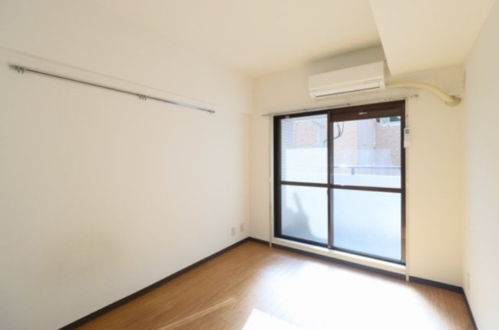 居室・リビング　※別部屋参考写真