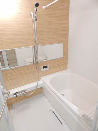 バス・シャワールーム　浴室