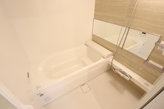 バス・シャワールーム　お風呂です