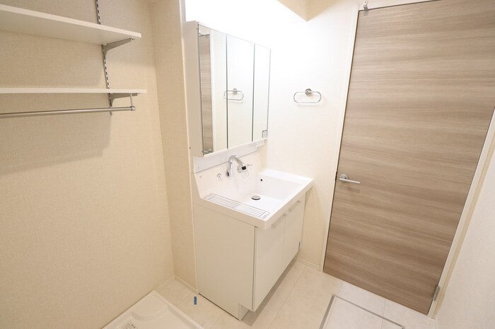 洗面設備　忙しい朝には欠かせない洗面所です