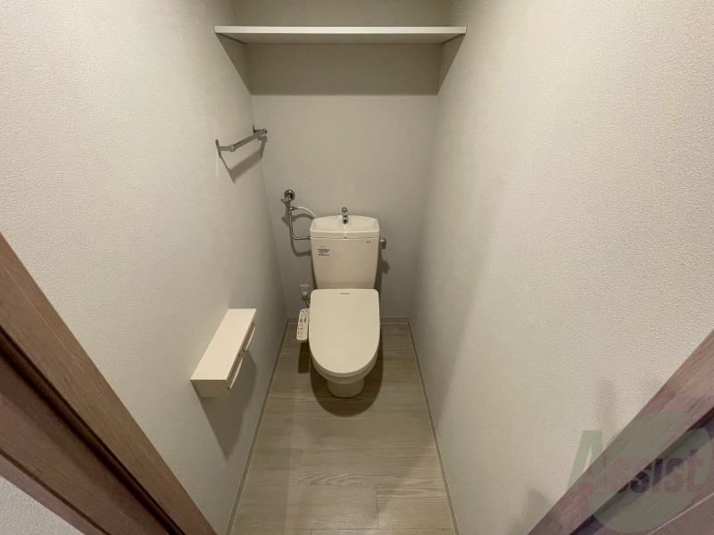 トイレ　シャワートイレになっているので快適です！