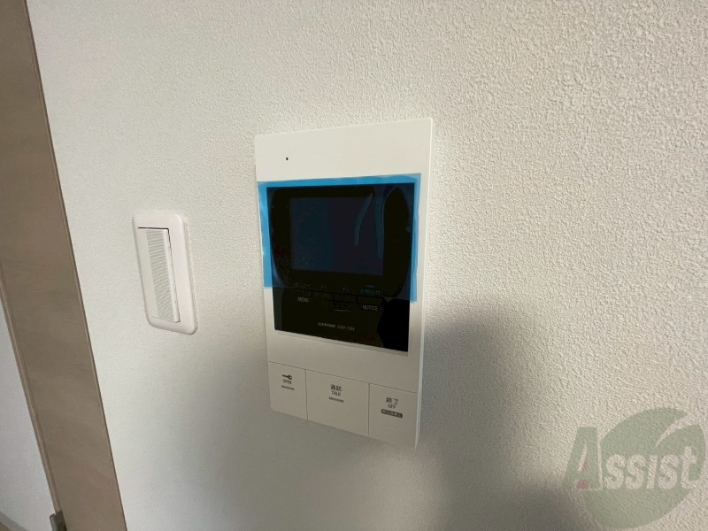 セキュリティ　ＴＶモニター付インターホンです。来客者の顔が見えるので安心！