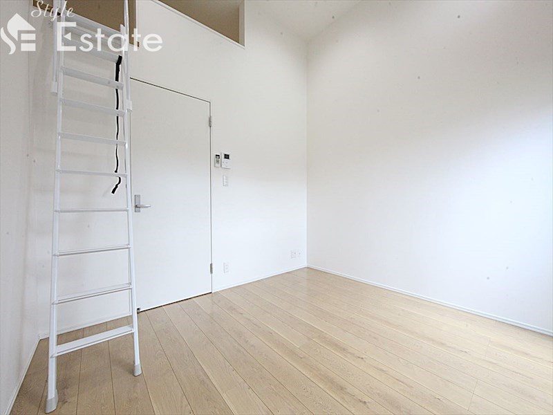 居室・リビング　内装