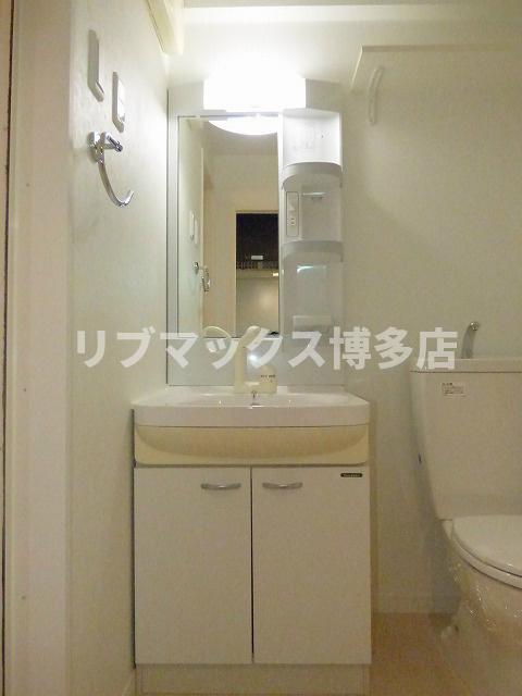 洗面設備　シャンプードレッサー付