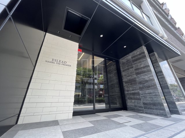 エントランス　エスリード難波ザ・プレミア　エントランス