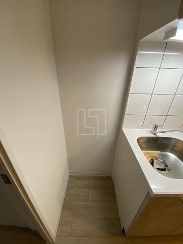 その他　エスリード難波ザ・プレミア　冷蔵庫置き場