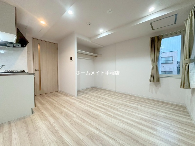 居室・リビング　広々リビングスペースございます！