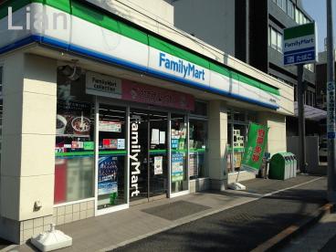 コンビニ　ファミリーマート 新宿矢来町店（コンビニ）まで490m