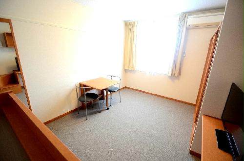 居室・リビング　同タイプの物件写真です。