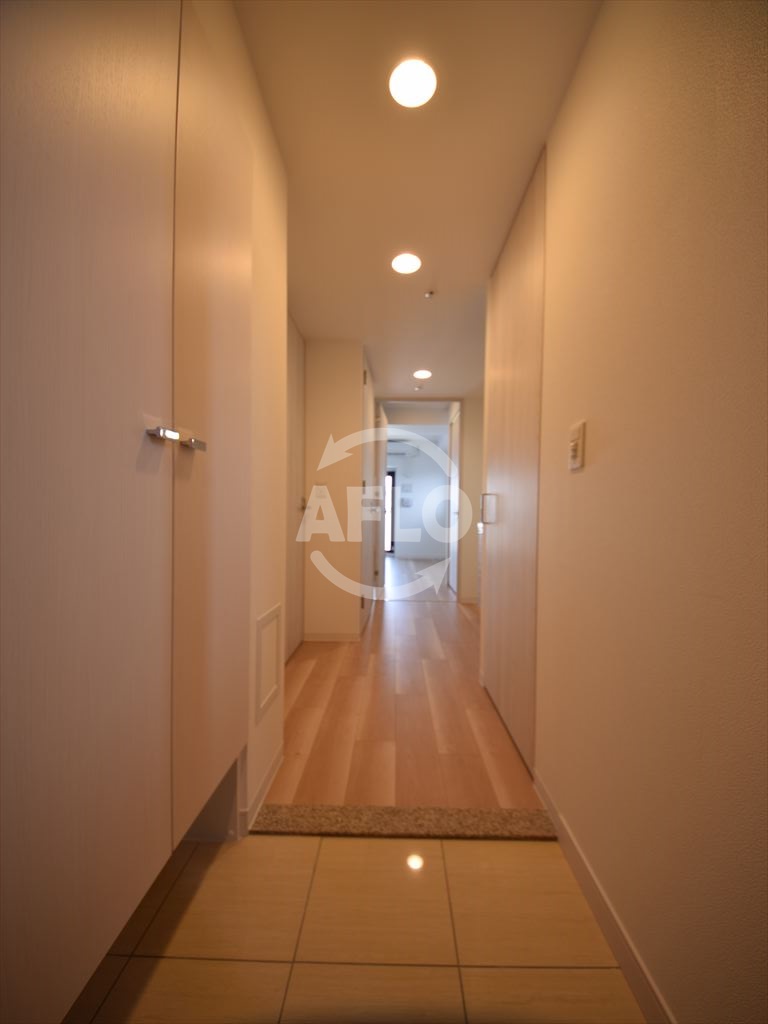 玄関　ファーストフィオーレ難波南パークサイド　玄関