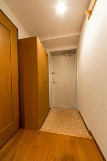 玄関　※写真は同タイプ住戸です。