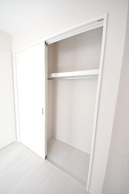 収納　同施工メーカー同タイプの写真です