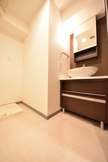 洗面設備　同施工メーカー同タイプの写真です