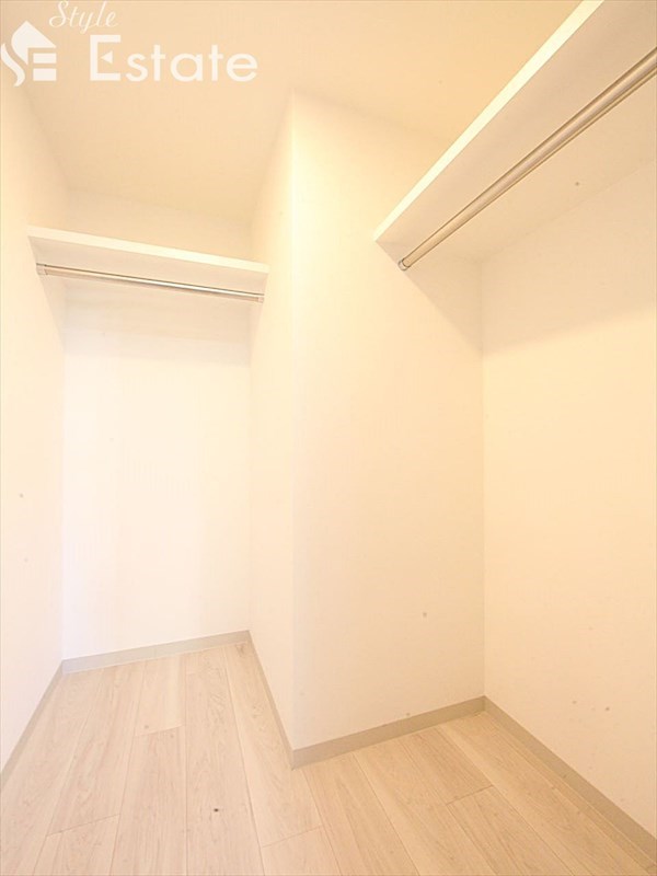 収納　ウォークインクローゼット