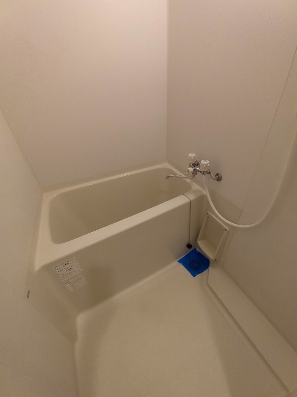 バス・シャワールーム　別室写真・間取り反転